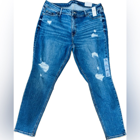 NWT Old Navy SZ 18 “Rockstar” blue super skinny mid-rise jeans. Waist 40”-44” - Picture 2 of 4